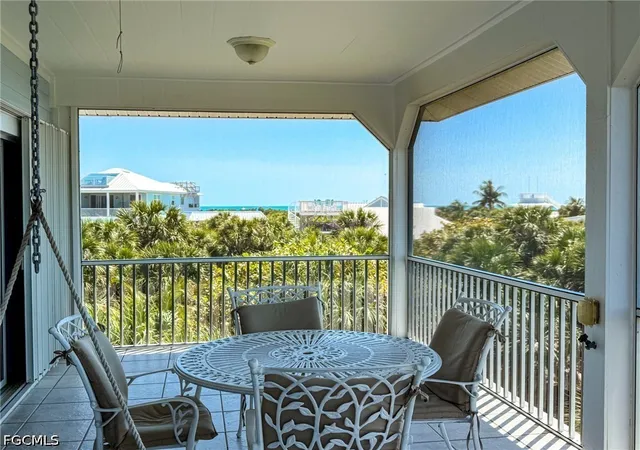 Photo 3 of Single family home for sale at 4510 Oyster Shell Dr, Captiva, FL 33924 | MLS# 2026013122 | Listing updated on 2026-09-01