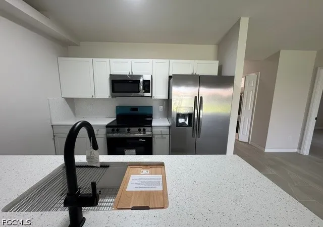 5th image of 4100 Sw 7Th Pl, Cape Coral, FL 33914 | MLS# 2026013162