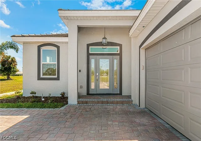 3rd image of 2016 Oxford Ridge Cir, Lehigh Acres, FL 33973 | MLS# 2026013188