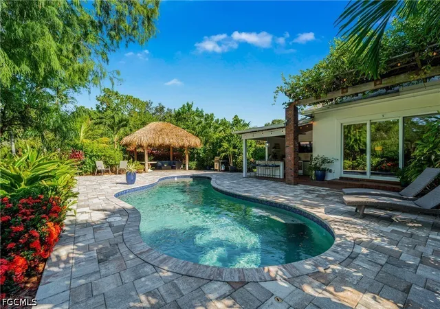 4th image of 13672 Pine Villa Ln, Fort Myers, FL 33912 | MLS# 2026013243