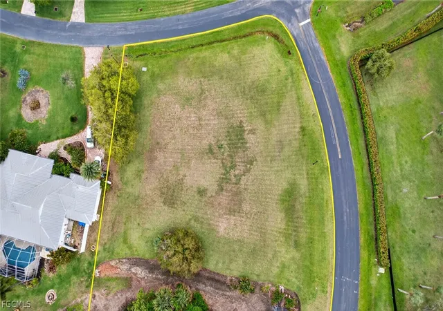 4th image of 18151 Riverchase Ct, Alva, FL 33920 | MLS# 2026013275