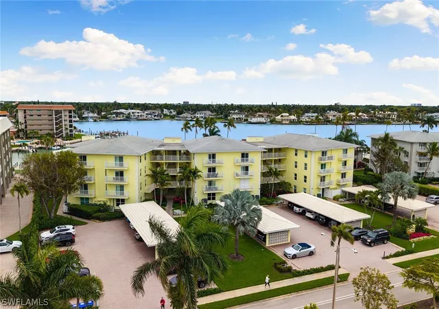 35th image of 2850 Gulf Shore Blvd N #106, Naples, FL 34103 | MLS# 226011922