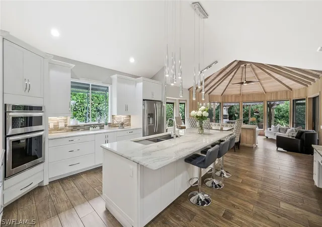 5th image of 730 Bay Tree Ct, Naples, FL 34108 | MLS# 226011964