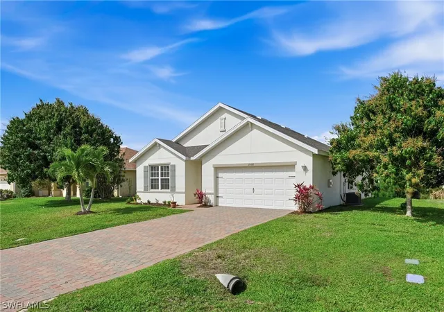 3rd image of 2006 Sw 15Th Ave, Cape Coral, FL 33991 | MLS# 226011771
