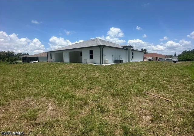 4th image of 4429-4431 28Th St Sw, Lehigh Acres, FL 33973 | MLS# 226011849