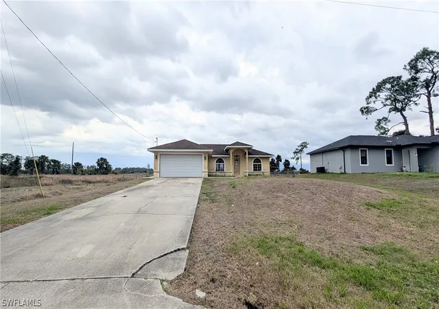 2nd image of 3017 S Balsam Cir, La Belle, FL 33935 | MLS# 226012197