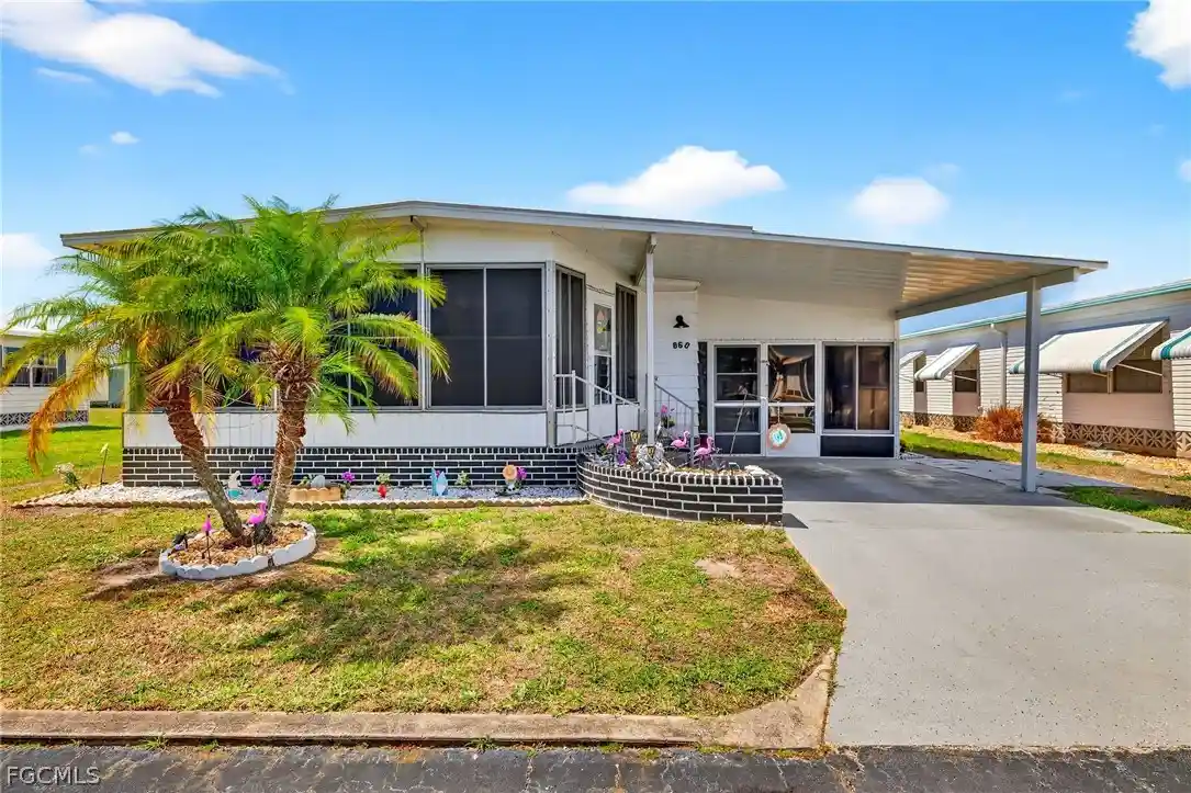 Manufactured home for sale at 860 Moonlight Dr, North Fort Myers, FL 33917 | MLS# 2026013595