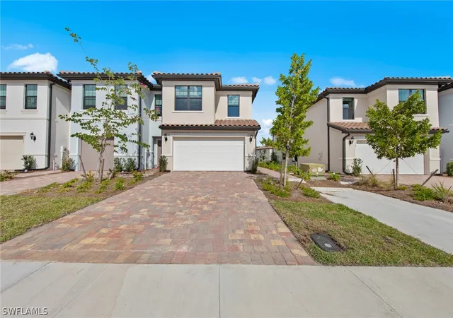 2nd image of 1562 Lake Jessup Cir, Cape Coral, FL 33909 | MLS# 226012340
