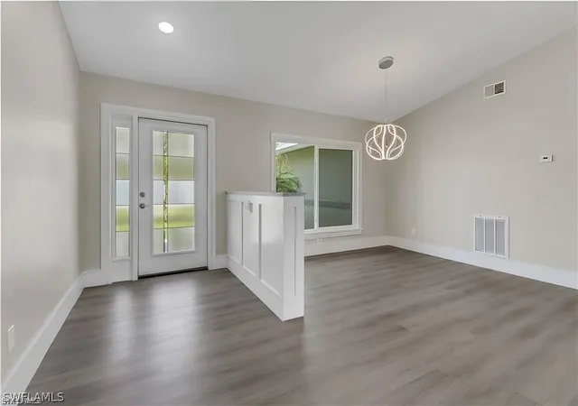 Photo 3 of Single family home for sale at 270 Madison Dr, Naples, FL 34110 | MLS# 226012332 | Listing updated on 2026-08-04