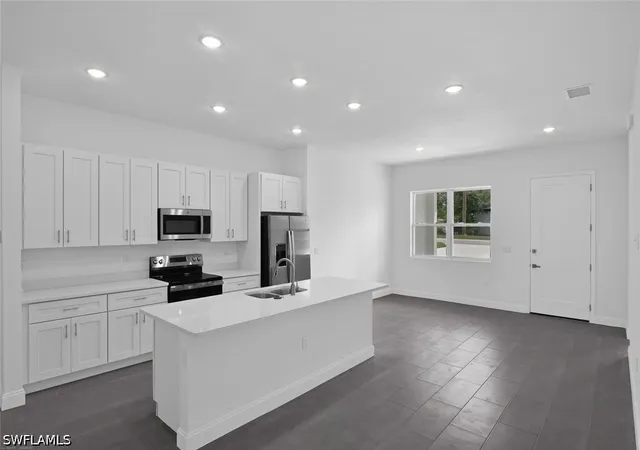 19th image of 205 Australian Dr, Rotonda West, FL 33947 | MLS# 226012243