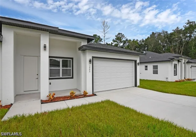 3rd image of 205 Australian Dr, Rotonda West, FL 33947 | MLS# 226012243