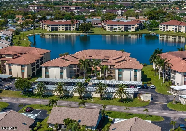 Photo 3 of Sale Pending at 11500 Caravel Cir #4024, Fort Myers, FL 33908 | MLS# 2026013763 | Listing updated on 2026-07-22