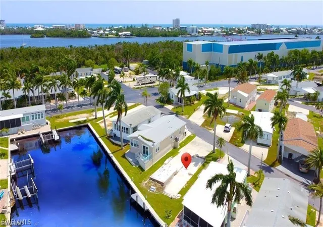 2nd image of 107 Blackbeard Wy, Fort Myers Beach, FL 33931 | MLS# 226012398