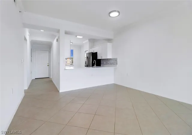 Listing Photo 4 - Condo for sale in building located at 8451 Kingbird Loop, Bonita Springs, FL 33967 - Unit #334