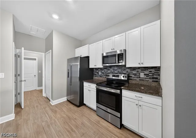 Photo 4 of Sale Pending at 1001 NE 35th Lane, Cape Coral, FL 33909 | MLS# 2026013876 | Listing updated on 2026-06-24