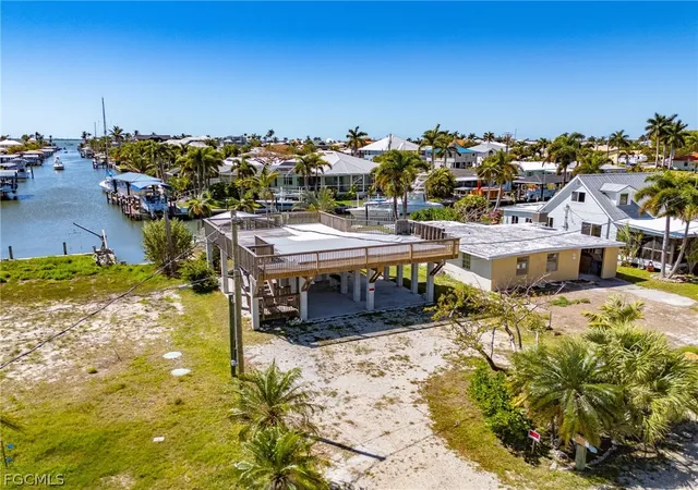 4th image of 3535 Fifth Ave, Saint James City, FL 33956 | MLS# 2026013889