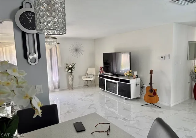 4th image of 226 Kingston Dr, Fort Myers, FL 33905 | MLS# 226012556