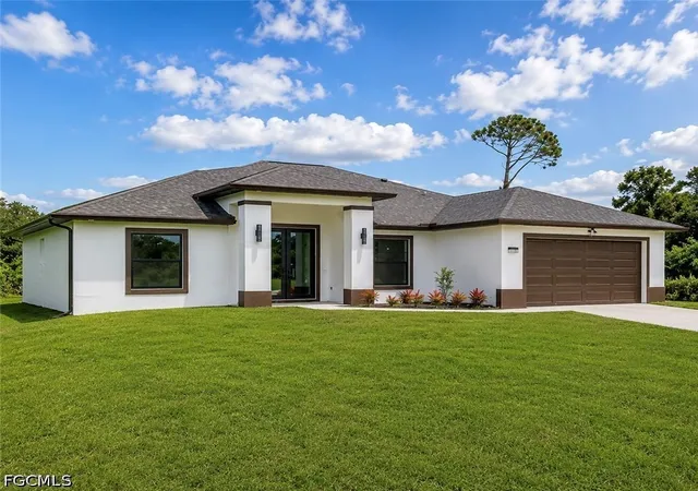 Homes for sale in Lehigh Acres, FL | 3310 3rd St Sw, Lehigh Acres, FL 33976 | MLS# 2026013908