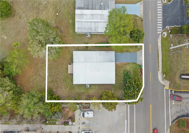 43rd image of 851 Manatee Rd, Naples, FL 34114 | MLS# 226011576