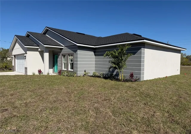 Photo 3 of Single family home for sale at 484 Westdale Ave, Lehigh Acres, FL 33972 | MLS# 2026013962 | Listing updated on 2026-07-03