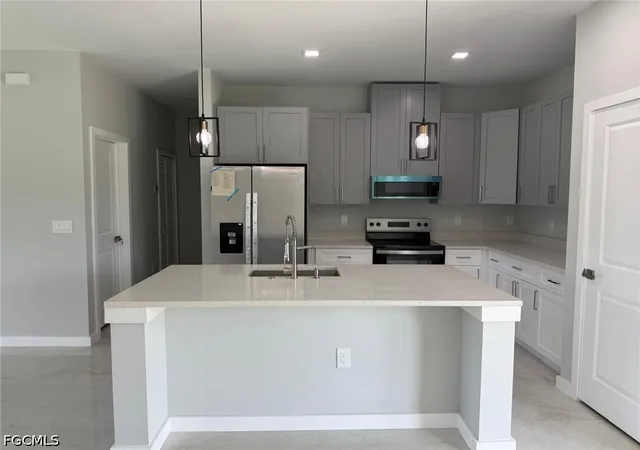 Photo 4 of Single family home for sale at 484 Westdale Ave, Lehigh Acres, FL 33972 | MLS# 2026013962 | Listing updated on 2026-07-03