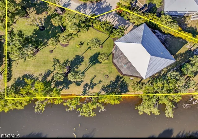 2nd image of 1637 Sabal Sands Rd, Sanibel, FL 33957 | MLS# 2026013965