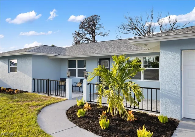 3rd image of 1940 Pennsylvania Ave, Englewood, FL 34224 | MLS# 2026013975