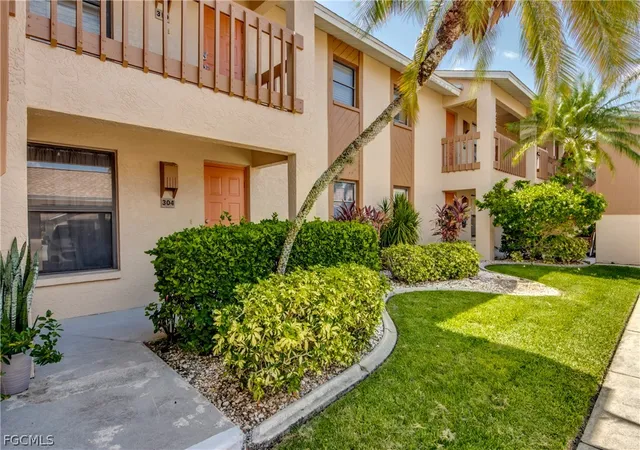2nd image of 15350 Moonraker Ct #304, North Fort Myers, FL 33917 | MLS# 2026013979