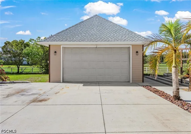 Photo 3 of Single family home for sale at 8930 Penzance Blvd, Fort Myers, FL 33912 | MLS# 2026014036 | Listing updated on 2026-09-01