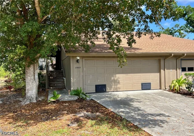 Photo 4 of Townhouse for sale at 17503 Village Inlet Ct, Fort Myers, FL 33908 | MLS# 2026014080 | Listing updated on 2026-07-15