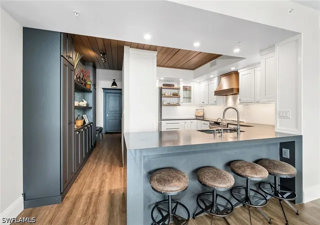 Photo 4 of Sale Pending at 3000 Oasis Grand Blvd #1004, Fort Myers, FL 33916 | MLS# 226011938 | Listing updated on 2026-07-14