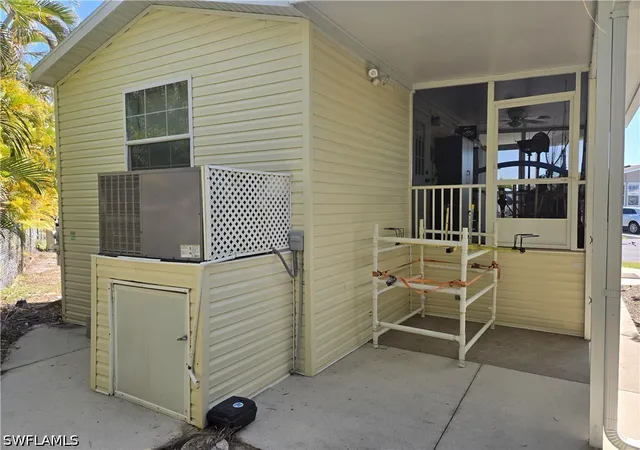 Photo 3 of Manufactured home for sale at 19681 Summerlin Rd #513, Fort Myers, FL 33908 | MLS# 226012784 | Listing updated on 2026-03-24