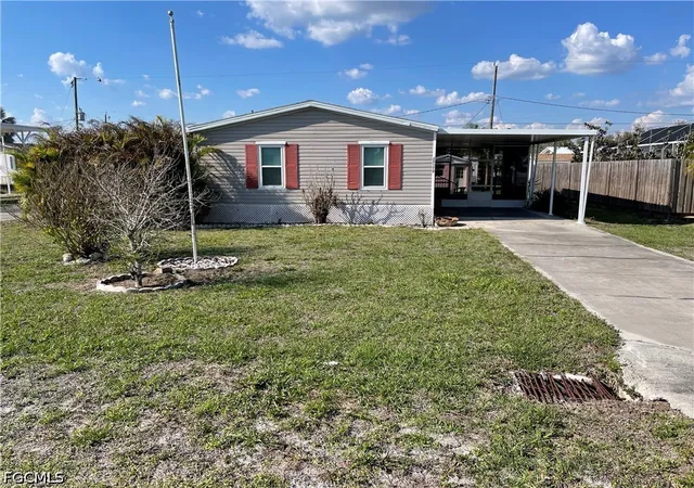 3rd image of 29174 Crawford Ave, Punta Gorda, FL 33982 | MLS# 2026014214