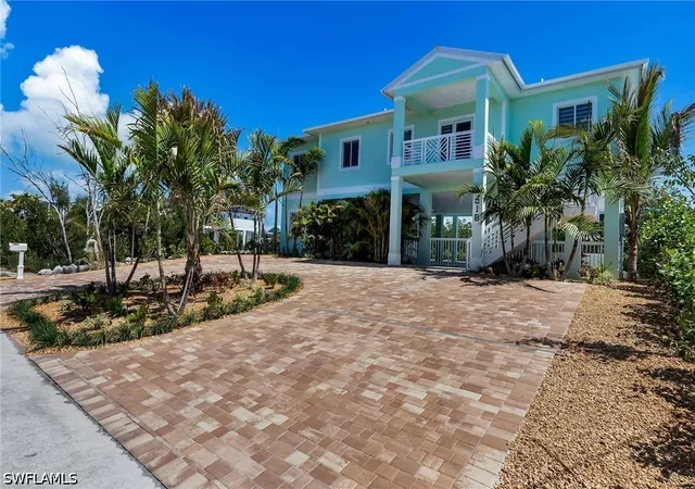 3rd image of 518 Avenida Primiceria, Marathon, FL 33050 | MLS# 226012615