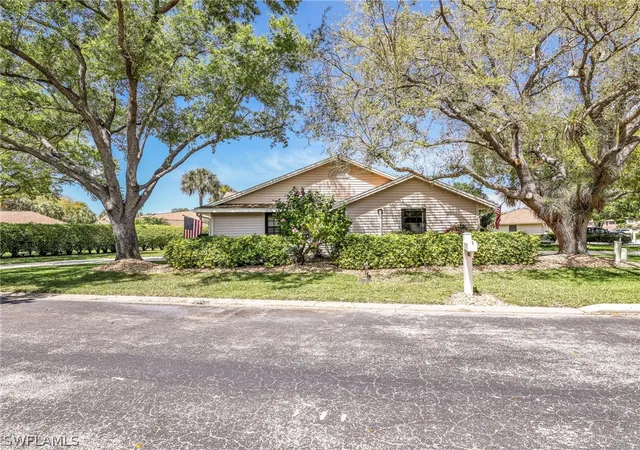 5th image of 6658 Tannin Ln #A, Naples, FL 34109 | MLS# 226012646