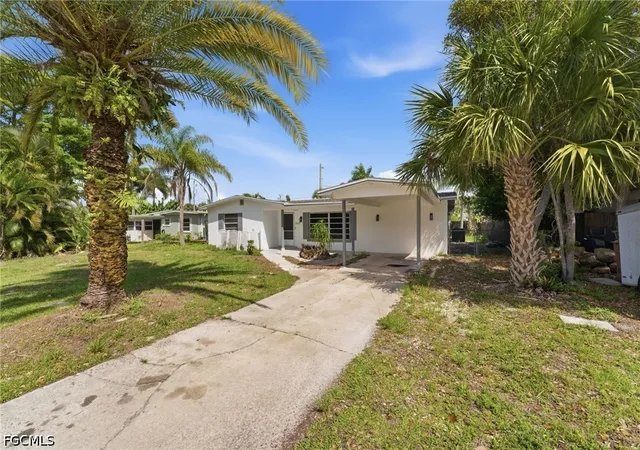 3rd image of 1637 Winkler Ave, Fort Myers, FL 33901 | MLS# 2026014354