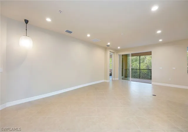 Listing Photo 4 - Condo for sale in building located at 6510 Monterey Pt, Naples, FL 34105 - Unit #204