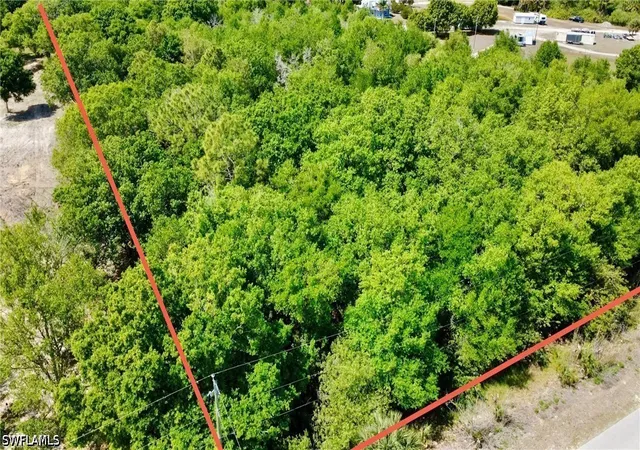 4th image of 19850 Burgundy Farms Rd, Estero, FL 33928 | MLS# 226012722
