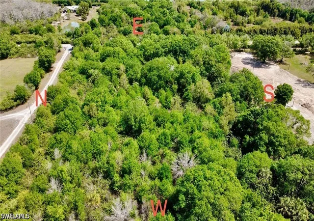 5th image of 19850 Burgundy Farms Rd, Estero, FL 33928 | MLS# 226012722