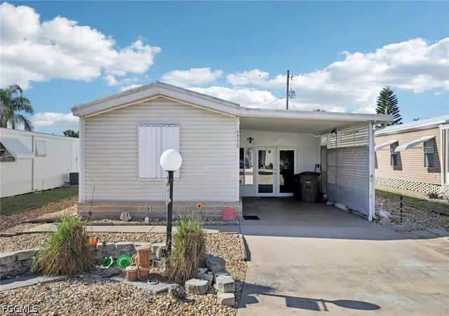 Photo 1 of Manufactured home for sale at 9798 Sugarberry Way, Fort Myers, FL 33905 | MLS# 2026014398 | Listing updated on 2026-07-02