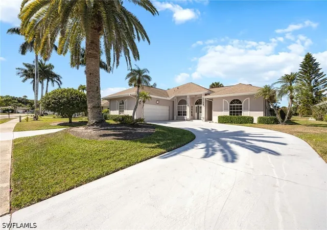 Photo 4 of Sale Pending at 867 Saint Andrews Blvd, Naples, FL 34113 | MLS# 226012449 | Listing updated on 2026-07-26