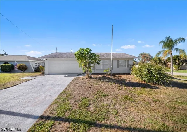 Photo 1 of Single family home for sale at 624 Se 35th Street, Cape Coral, FL 33904 | MLS# 226012756 | Listing updated on 2026-07-11