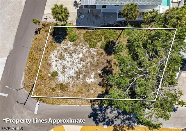 3rd image of 245 Madison Ct, Fort Myers Beach, FL 33931 | MLS# 226012202