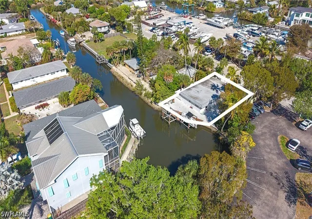 13th image of 2836 Bayview Dr, Naples, FL 34112 | MLS# 226012891