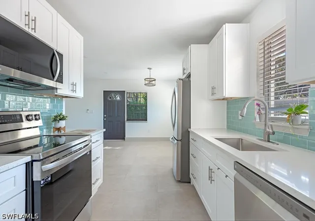 4th image of 2836 Bayview Dr, Naples, FL 34112 | MLS# 226012891