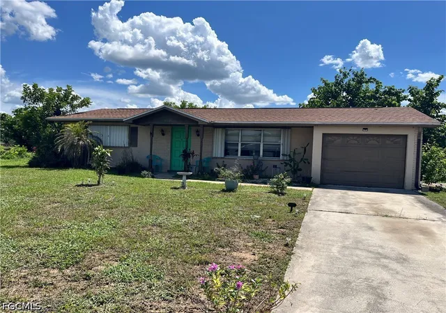 Photo 1 of Single family home for sale at 1515 Medford Pl, Lehigh Acres, FL 33936 | MLS# 2026014485 | Listing updated on 2026-06-12
