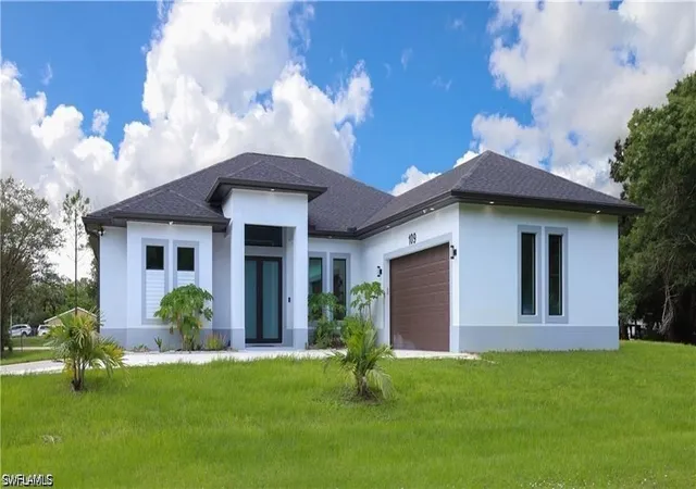 Photo 3 of Single family home for sale at 109 14th Street SE, Naples, FL 34117 | MLS# 226013057 | Listing updated on 2026-07-12