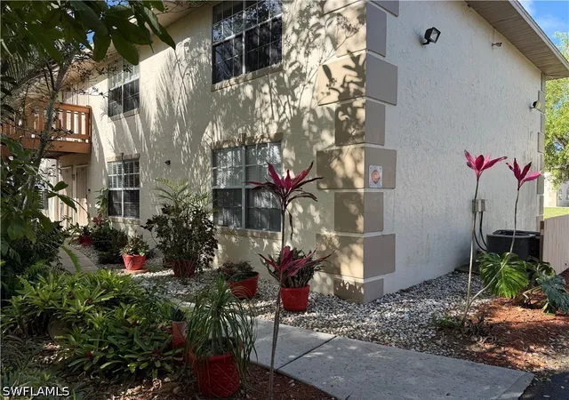3rd image of 5352 16Th Pl Sw, Naples, FL 34116