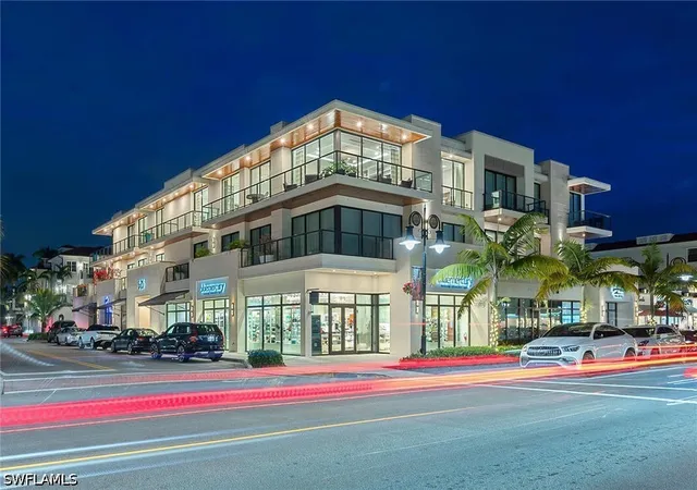 Photo 29 of Condo for sale at 495 5th Street S #304, Naples, FL 34102 | MLS# 226012328 | Listing updated on 2026-10-02