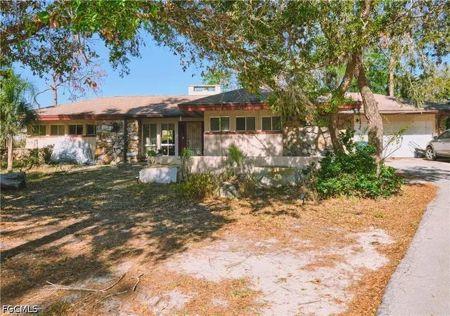 Photo 2 of Single family home for sale at 3731 Liberty Sq, Fort Myers, FL 33908 | MLS# 2026014604 | Listing updated on 2026-04-09